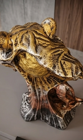 Majestic Tiger &amp; Golden Eclipse Abstract Showpiece